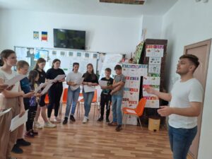 Copiii din Tașca descoperă moștenirea culturală alături de interpretul Laurențiu&nbsp;Marian